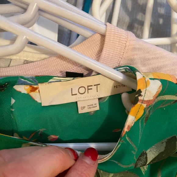 LOFT floral blouse 0P - Picture 4 of 4